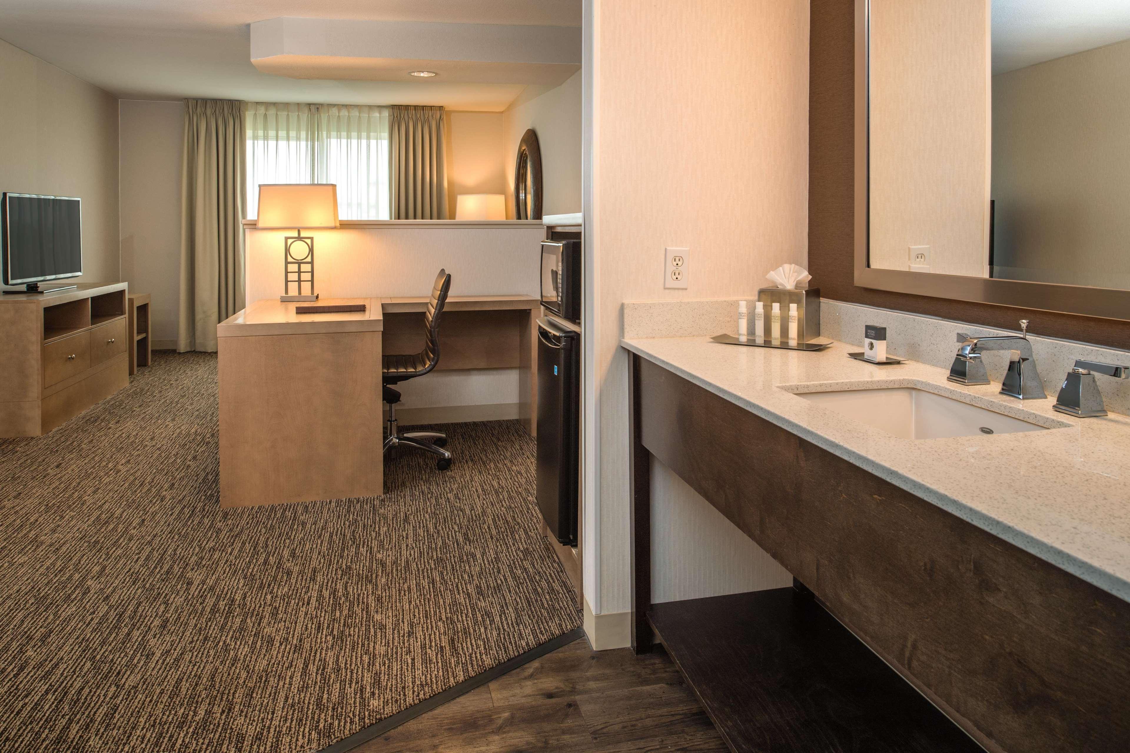 ดับเบิลทรี บาย ฮิลตัน ซาเล็ม Hotel ซาเลม ภายนอก รูปภาพ